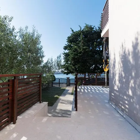 By The Sea Preko, Ugljan - 20210 Appartement Preko